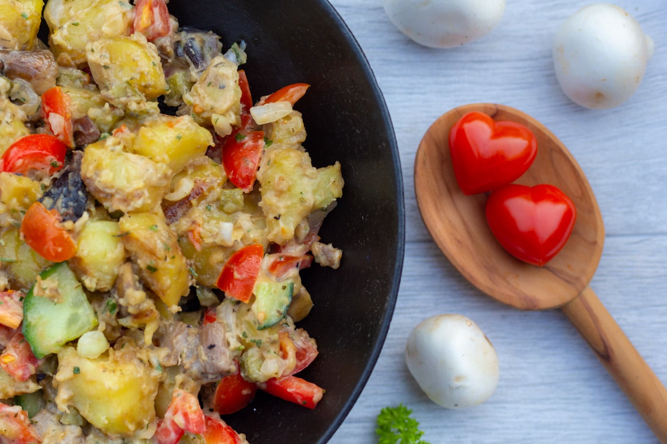 Bratkartoffelsalat - vegan und herzhaft