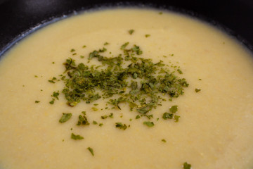 Kichererbsen Cremesuppe mit Mandelmilch