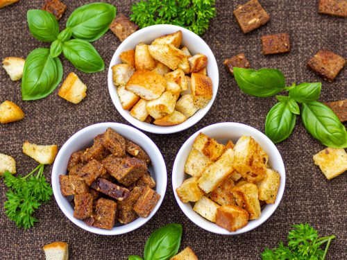 Knusprige Croutons selber machen