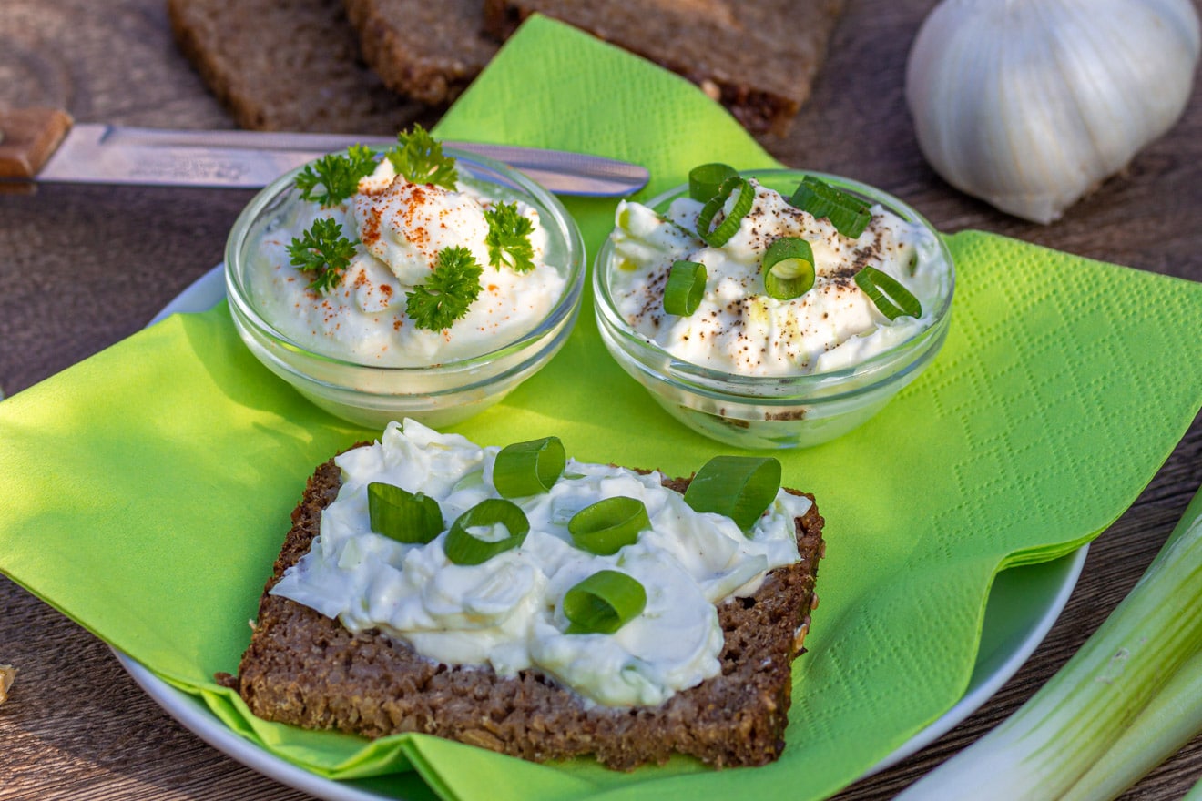 Veganer Frischkäseaufstrich - Mehr-als-Rohkost.de