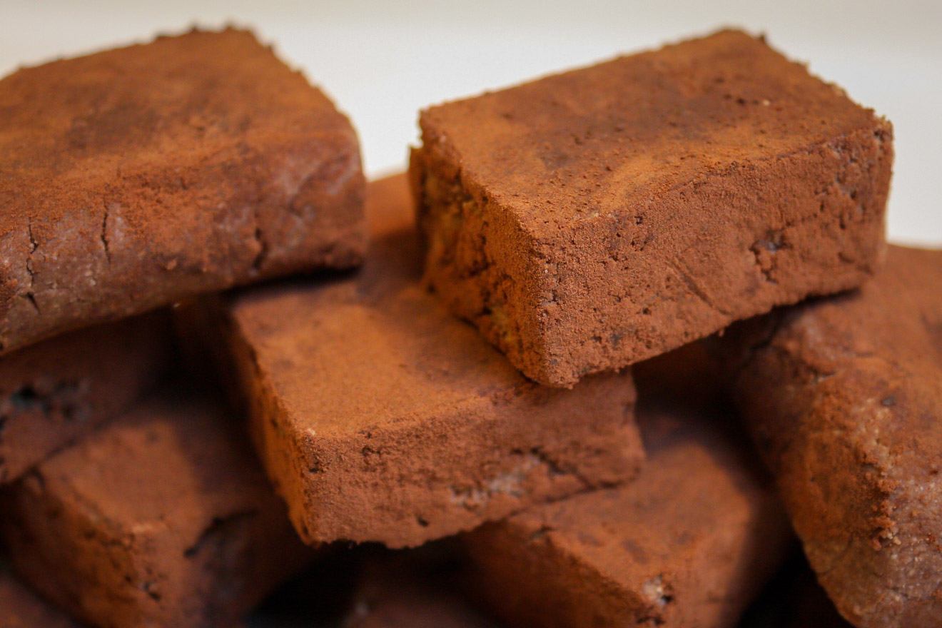 Einfache vegane Rohkost Brownies | Mehr-als-Rohkost.de