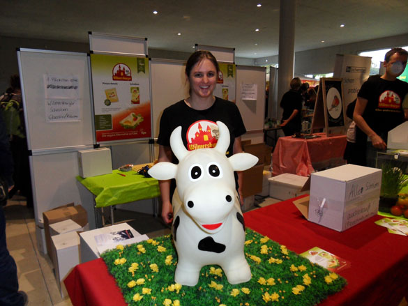 Am Stand von Wilmersburger Käse Am Stand von Wilmersburger Käse